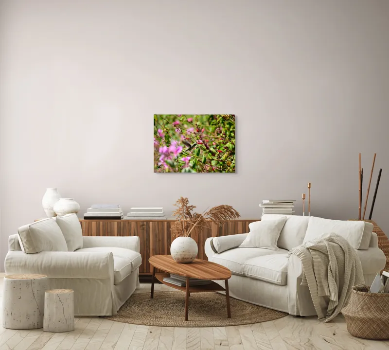 Tablou Canvas, "Colibri printre flori colorate vibrant", Flori, Frunze, Hummingbird, Verde, Roz, Miscare, Natural, Vibrant, Gradina, Primavara, 70 x 50 cm – poza 6
