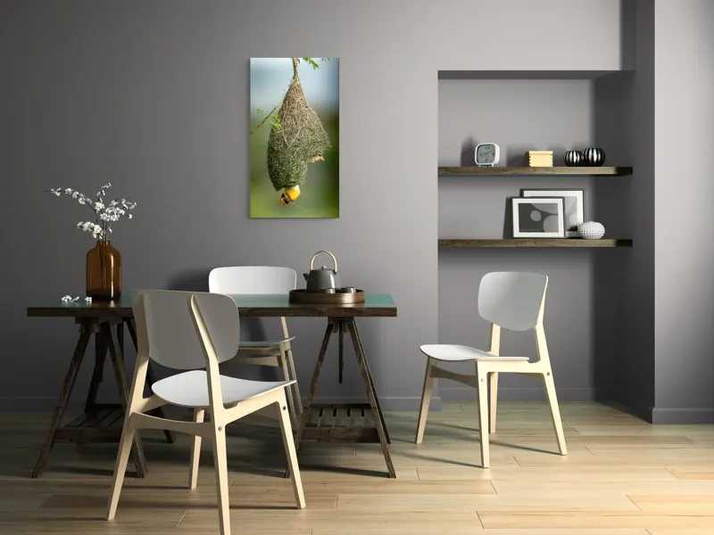 Tablou Canvas, "Minunata locuință a țesătorului curios", Cuib, Pasăre, Natură, Copac, Ramură, Verde, Joc, Echilibru, Grijă, Artă., 50 x 90 cm – poza 4
