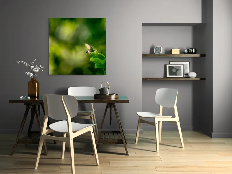 Tablou Canvas, "Fluture pe frunzele verzi scăldate de soare", Fluture, Frunze, Lumină, Verde, Natură, Bokeh, Aripi, Fragilitate, 100 x 100 cm – poza 6
