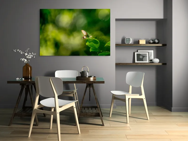 Tablou Canvas, "Fluture pe frunzele verzi scăldate de soare", Fluture, Frunze, Lumină, Verde, Natură, Bokeh, Aripi, Fragilitate, 150 x 100 cm – poza 5
