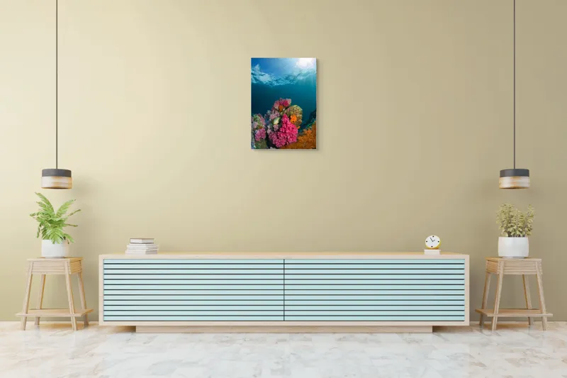 Tablou Canvas, "Raiul subacvatic al recifurilor de corali", Spectacol, Subacvatic, Culoare, Corali, Pește, Soare, Razele, Apă, Strălucire, Frumusețe., 50 x 70 cm – poza 6