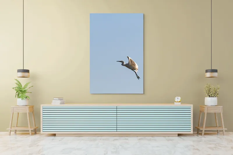 Tablou Canvas, "Egretul zburând sub cer senin", Pasăre, Zbor, Cer, Lumină, Libertate, Aripi, Serenitate, 100 x 150 cm – poza 4