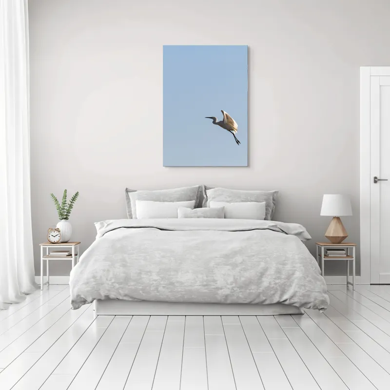 Tablou Canvas, "Egretul zburând sub cer senin", Pasăre, Zbor, Cer, Lumină, Libertate, Aripi, Serenitate, 70 x 100 cm – poza 3