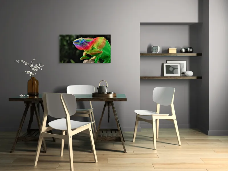 Tablou Canvas, "Cameleonul în culori vibrante ale junglei", Cameleon, Colorat, Texturat, Exotic, Vibrant, Fascinant, Natură, Reptilă, Transformare, Adaptabilitate, 90 x 50 cm – poza 3