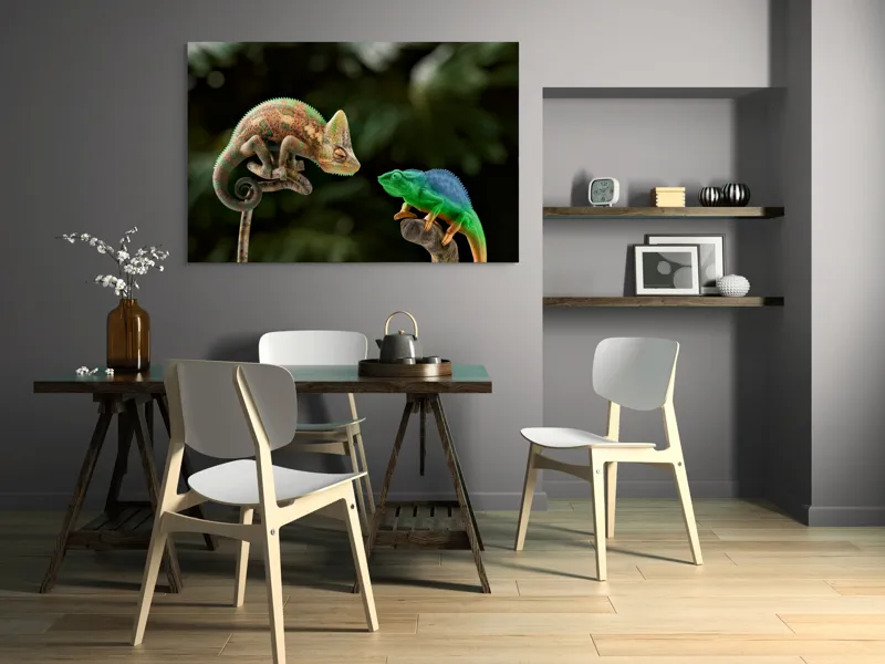 Tablou Canvas, "Cameleonii în dialog subtil cromatic", Chameleon, Encounter, Nature, Curious, Colors, Contrast, Interaction, Exotic, Reptiles, 150 x 100 cm – poza 5