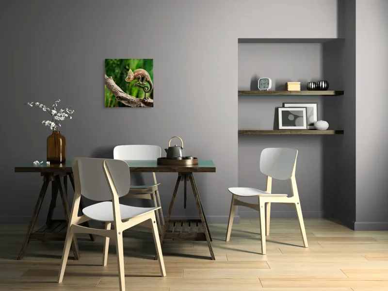 Tablou Canvas, "Cameleon odihnindu-se pe o creangă", Cameleon, Ramură, Verde, Textură, Natură, Piele, Ochi, Fundal, Frunze, Camuflaj, 50 x 50 cm – poza 8