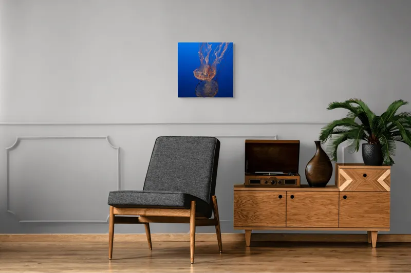 Tablou Canvas, "Misterul dansului subacvatic al meduzei", Mister, Grație, Transparență, Curaj, Frumusețe, Lumină, Curiozitate, Adâncime, Libertate., 50 x 50 cm – poza 6