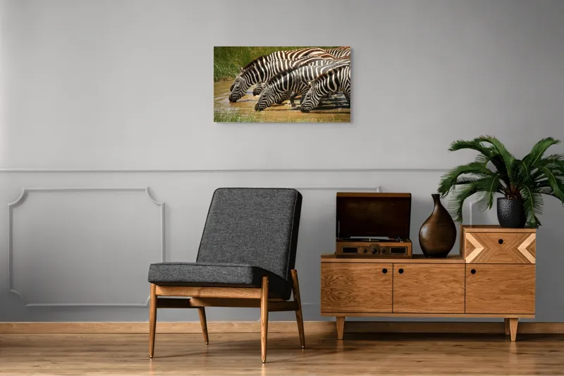 Tablou Canvas, "Zebre la adăpat în savană", Zebre, Apă, Dungi, Natură, Verdeață, Reflecții, Armonie, Animale, Contrast, 90 x 50 cm – poza 6