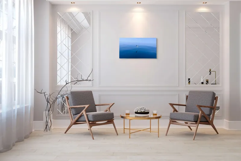Tablou Canvas, "Pescărușul și oglinda mării albastre", Cer, Pescăruș, Reflecție, Ocean, Liniște, Vedere, Albastru, Volemoseniac., 90 x 50 cm – poza 7