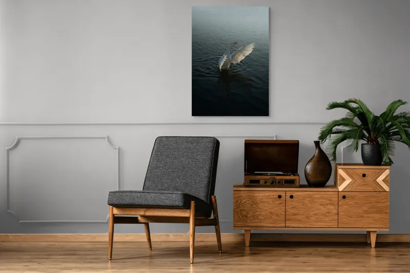 Tablou Canvas, "Dansul grațios al lebedei albe", Pasăre, Apă, Aripi, Alb, Răsărit, Serenitate, Mișcare, Plutire, 70 x 100 cm – poza 6