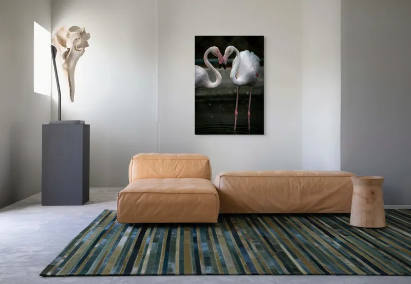 Tablou Canvas, "Flamingo în dansul iubirii tandre", Flamingo, Grație, Reflecție, Eleganță, Simetrie, Lumină, Apă, Natură, 70 x 100 cm – poza 7