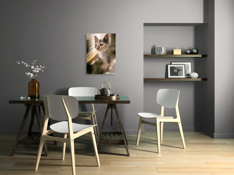 Tablou Canvas, "Pisoiul explorând lumina dimineții", Pisicuță, Lumini, Dungi, Ferestre, Blană, Gingașă, Privire, 50 x 70 cm – poza 5