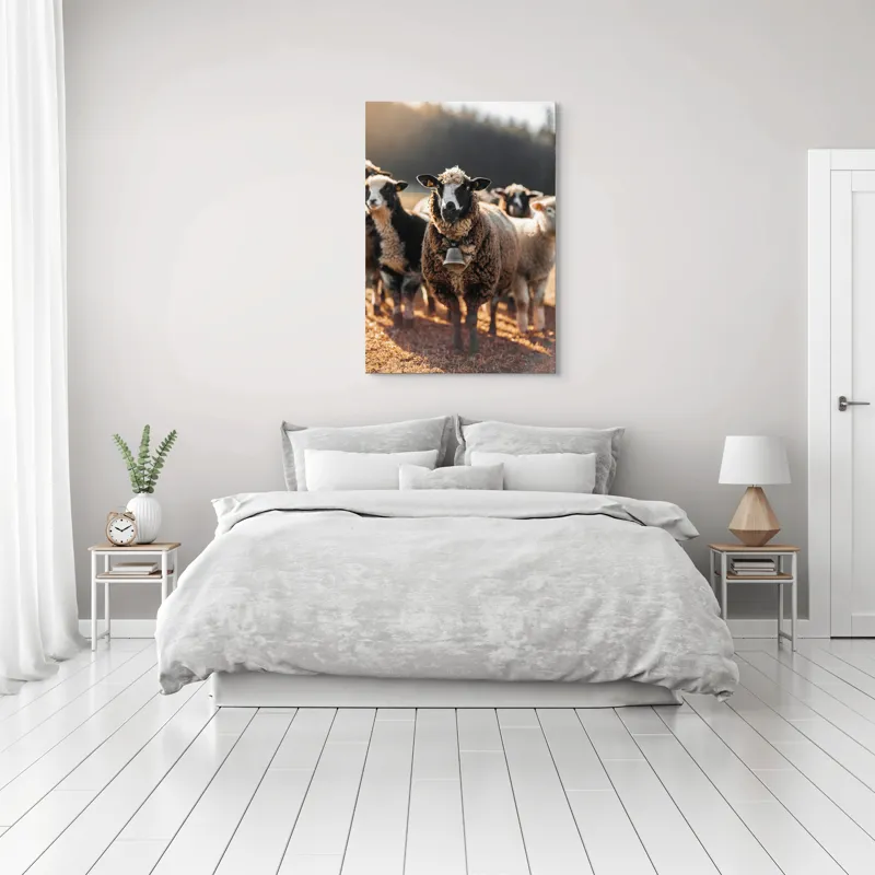 Tablou Canvas, "Oaia cu clopoțel în zori", Oi, Clopot, Lână, Peisaj, Apus, Turmă, Pășune, Natură, Lumină, Calm., 70 x 100 cm – poza 3