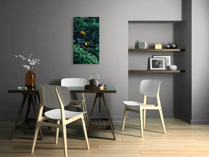 Tablou Canvas, "Tucan printre frunze de smarald", Verde, Frunziș, Tucan, Camuflaj, Natură, Exotic, Galben, Copac, Păsări, Frumusețe, 50 x 90 cm – poza 4