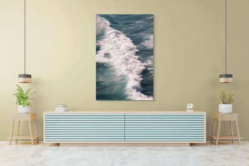 Tablou Canvas, "Valuri spumegânde sub soarele verii", Valuri, Spumă, Ocean, Energie, Albastru, Mișcare, Natură, Dinamică, 100 x 150 cm – poza 4