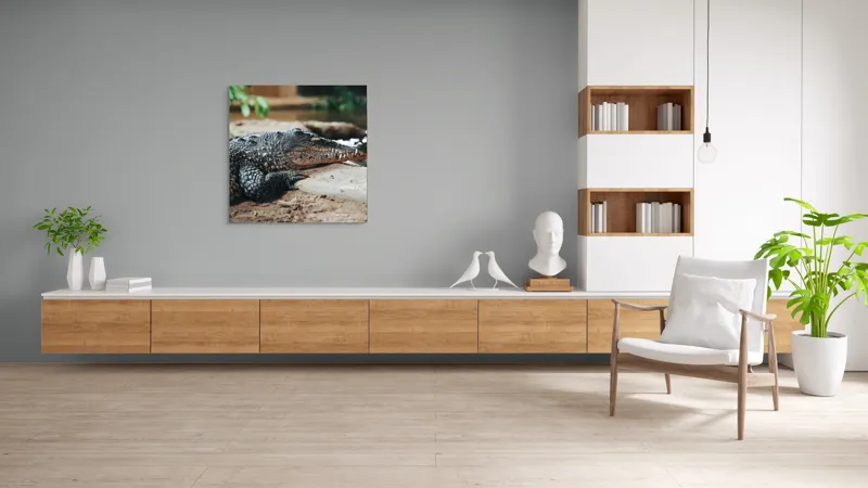 Tablou Canvas, "Odihna unui crocodil la mal", Scuter, Reptilă, Imobilitate, Textură, Relaxare, Apă, Habitat, Natură, 100 x 100 cm – poza 8