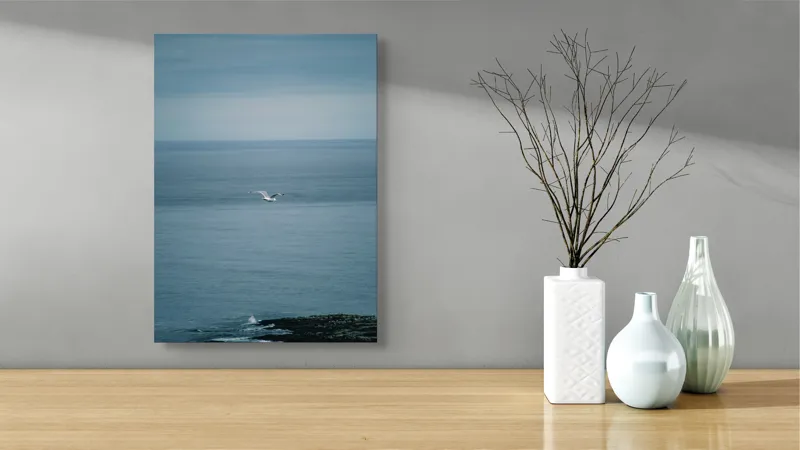 Tablou Canvas, "Pescărușul singuratic pe întinderea albastră", Vast, Serene, Tranquil, Endless, Majestic, 39 x 54 cm – poza 4