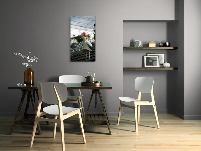 Tablou Canvas, "Surprinderea unui stork sub cer înnorat", Păsăre, Penaj, Culori, Cer, Natură, Acoperiș, Plante, Storc, Peisaj, 50 x 90 cm – poza 4