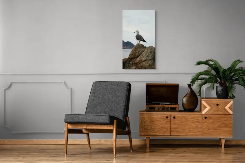 Tablou Canvas, "Pescăruș pe stâncă la malul mării", Pescăruș, Stâncă, Cer, Mare, Nor, Liniște, Natură, 50 x 90 cm – poza 8