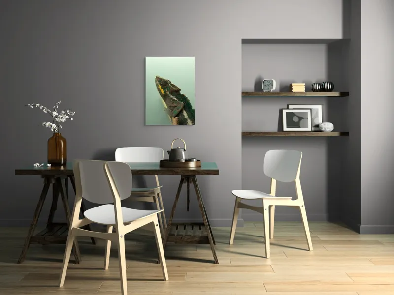 Tablou Canvas, "Cameleonul în așteptarea schimbării culorii", Cameleon, Verde, Colorat, Texturi, Solzi, Calm, Observator, Linie, 50 x 70 cm – poza 5