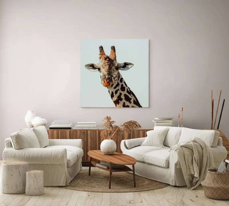 Tablou Canvas, "Giraful contemplativ sub cer senin", Giraffe, Cer, Pete, Cerulean, Grație, Faună, Eleganță, 100 x 100 cm – poza 3