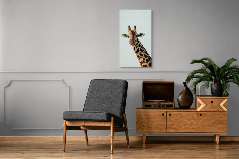 Tablou Canvas, "Giraful contemplativ sub cer senin", Giraffe, Cer, Pete, Cerulean, Grație, Faună, Eleganță, 50 x 90 cm – poza 8