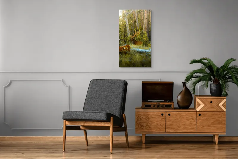Tablou Canvas, "Elan pe Fundal de Pădure Bătrână", Pădure, Cerb, Coarne, Lumină, Copaci, Vegetație, Natură, Serenitate, 50 x 90 cm – poza 8
