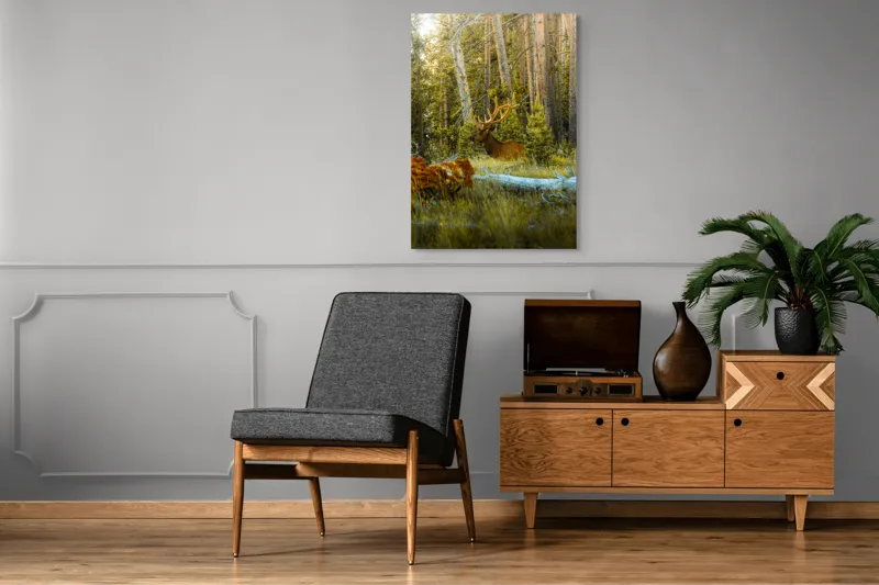 Tablou Canvas, "Elan pe Fundal de Pădure Bătrână", Pădure, Cerb, Coarne, Lumină, Copaci, Vegetație, Natură, Serenitate, 70 x 100 cm – poza 6