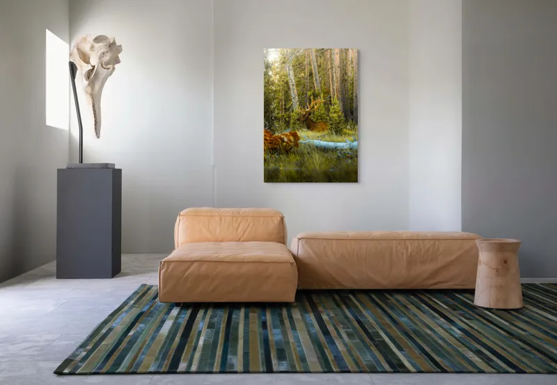 Tablou Canvas, "Elan pe Fundal de Pădure Bătrână", Pădure, Cerb, Coarne, Lumină, Copaci, Vegetație, Natură, Serenitate, 70 x 100 cm – poza 7