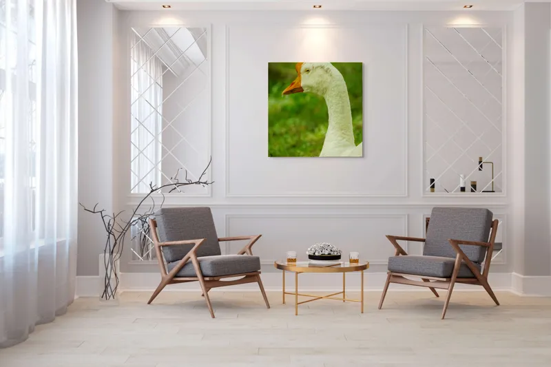 Tablou Canvas, "Gâsca privind orizontul verde viu", Pana, Portocaliu, Ochi, Verde, Iarba, 100 x 100 cm – poza 7