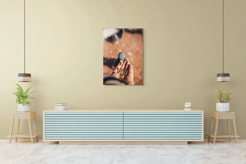Tablou Canvas, "Porumbel hrănit din palmă zboară liber", Dove, Palms, Feeding, Gentle, Close-up, Interaction, Nature, Moment, 70 x 100 cm – poza 5