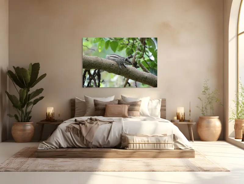 Tablou Canvas, "Veveriță odihnindu-se pe creangă verde", Veveriță, Crenguță, Frunze, Muguri, Natură, Copac, Relaxare, Verde, Linie, Viață, 150 x 100 cm – poza 4