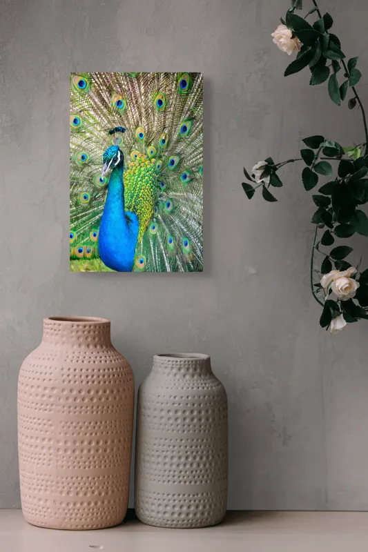 Tablou Canvas, "Pavoazarea strălucitoare a păunului regal", Păun, Magnific, Culori, Penaj, Armonie, Eleganță, Splendoare, Regalitate, Natură, Artă, 26 x 39 cm – poza 6