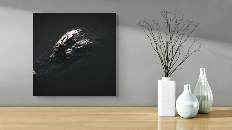 Tablou Canvas, "Umbra ascunsă a prădătorului tăcut", Apa, Întuneric, Textură, Reptilă, Submersie, Relaxare, Peisaj, Mister, Discreție., 50 x 50 cm – poza 3