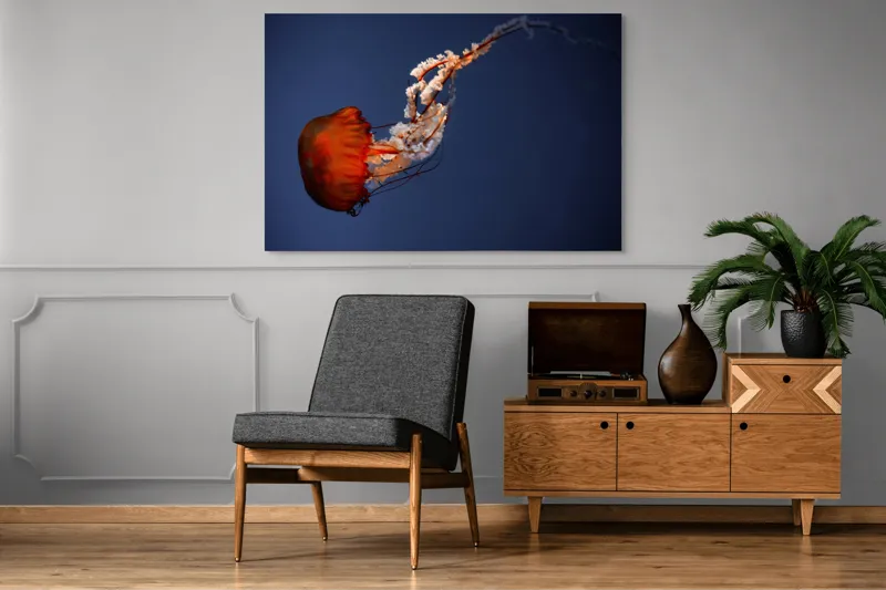 Tablou Canvas, "Meduza dansând în oceanul adânc", Jellyfish, Bioluminescence, Ocean, Graceful, Underwater, Tentacles, Ethereal, 150 x 100 cm – poza 8