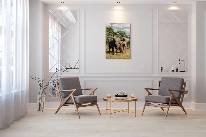 Tablou Canvas, "Familie de elefanți în savană africană", Elefanți, Arbori, Savana, Cer, Nori, Trei, Familie, Natură, Urechi, Colți, 70 x 100 cm – poza 8