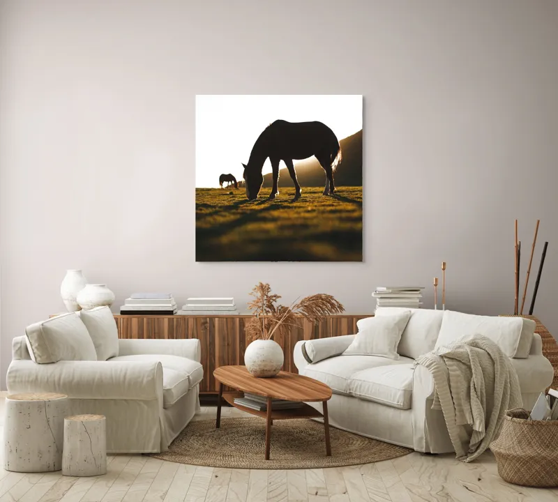 Tablou Canvas, "Cai păscând la apus liniștit", Cal, Siluetă, Pășune, Apus, Tranquilitate, 100 x 100 cm – poza 3