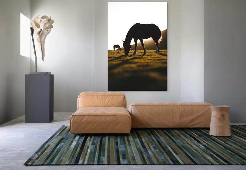 Tablou Canvas, "Cai păscând la apus liniștit", Cal, Siluetă, Pășune, Apus, Tranquilitate, 100 x 150 cm – poza 7