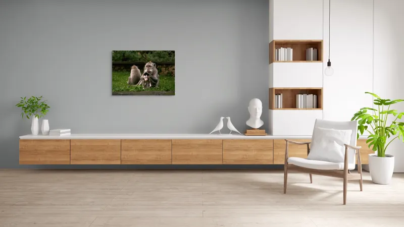 Tablou Canvas, "Familie de maimuțe în natură", Maimuțe, Familie, Pui, Iarbă, Îngrijire, Natură, 100 x 70 cm – poza 6