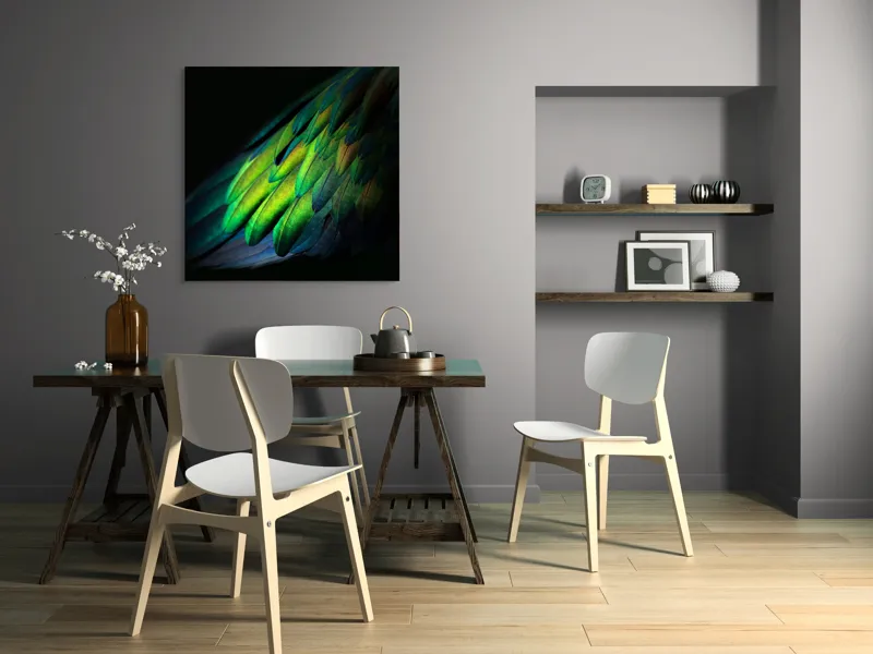 Tablou Canvas, "Aripi irizate în lumină obscură", Culori, Pene, Lumină, Verde, Textură, Frumusețe, Natură, Mister, Strălucire, Gradient, 100 x 100 cm – poza 6