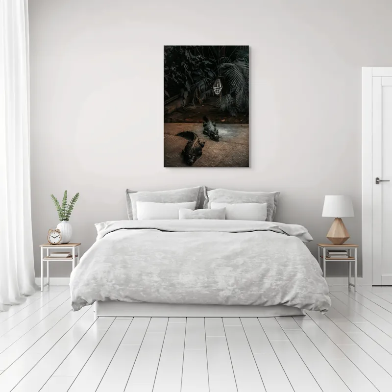 Tablou Canvas, "Crocodili sub lumina nocturnă artificială", 70 x 100 cm – poza 3