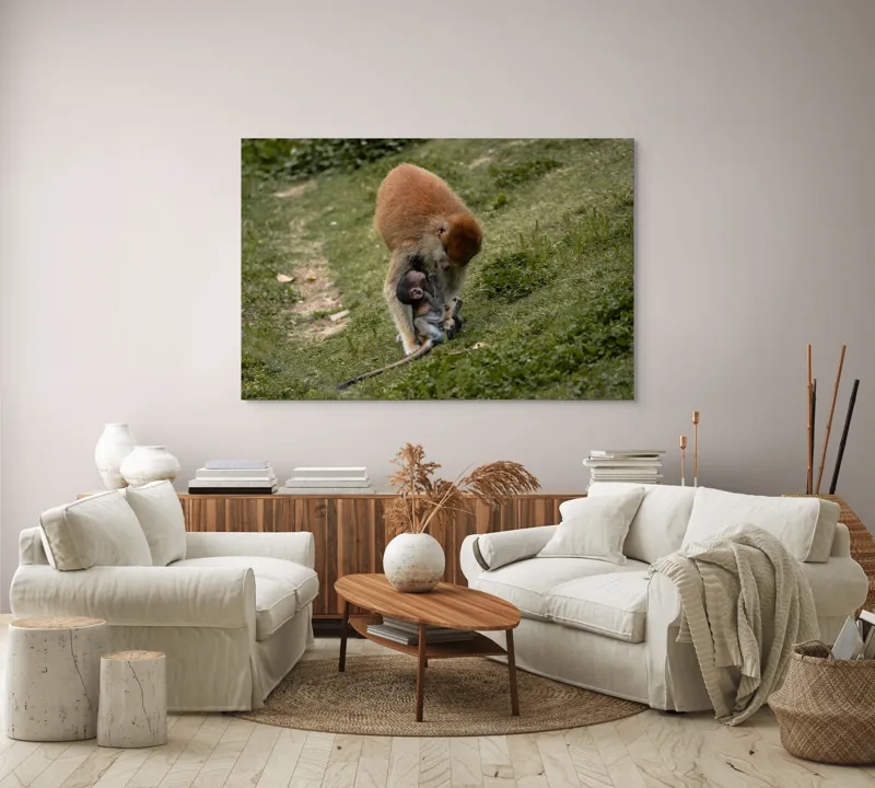 Tablou Canvas, "Familie de maimuțe pe colină verde", 150 x 100 cm – poza 3