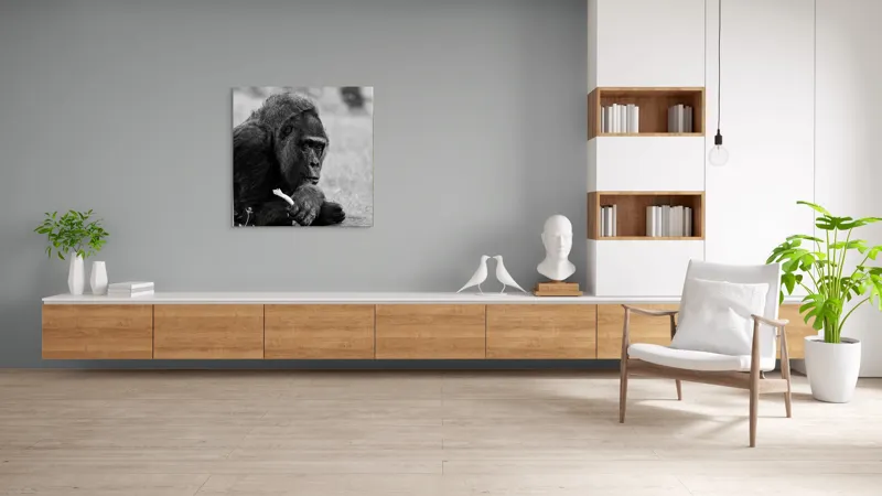 Tablou Canvas, "Gorila meditativă cu o floare", 100 x 100 cm – poza 8