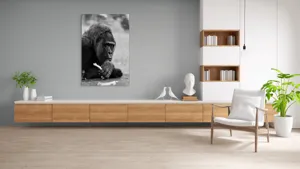 Tablou Canvas, "Gorila meditativă cu o floare", 100 x 150 cm – poza 8