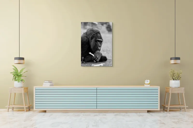 Tablou Canvas, "Gorila meditativă cu o floare", 70 x 100 cm – poza 5
