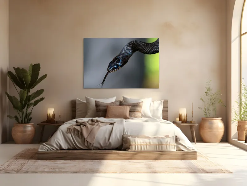 Tablou Canvas, "Șarpele elegant în umbra pădurii", Șarpe, Solzi, Negru, Ochi, Limbă, Natură, Reptilă, Detaliu, 150 x 100 cm – poza 4