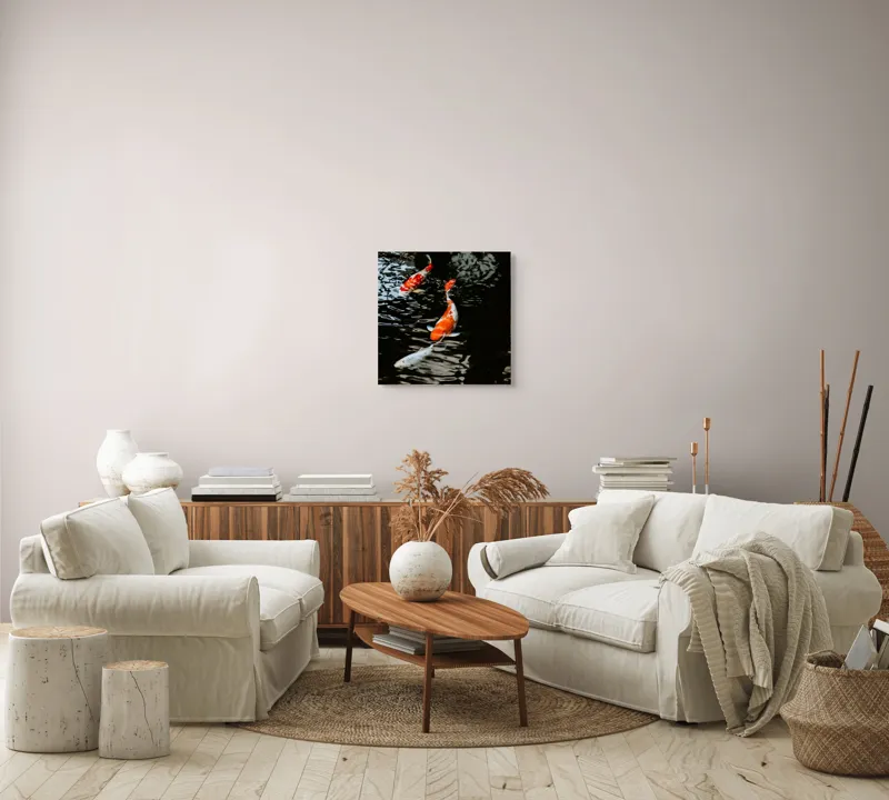 Tablou Canvas, "Koi fermecători înotând în iaz", Pești, Apă, Koi, Reflectie, Armonie, Natură, Mișcare, Culori, Serenitate, Grandoare, 50 x 50 cm – poza 7