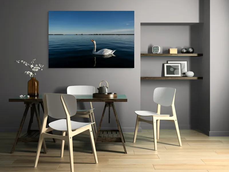 Tablou Canvas, "Lebăda solitară în zori de zi", Lebădă, Apă, Cer, Reflecție, Liniște, Orizont, Seninătate, Natură, 150 x 100 cm – poza 5
