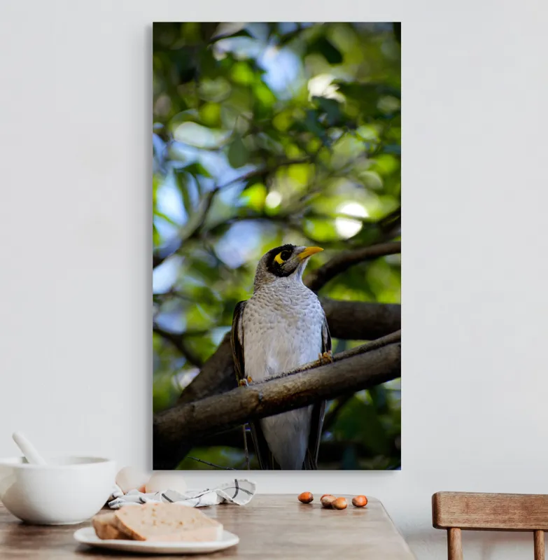 Tablou Canvas, "Pasărea în pădurea luminată", Pasăre, Ramură, Frunze, Lumină, Penaj, Galben, Ochi, Natură, Blând., 50 x 90 cm – poza 3