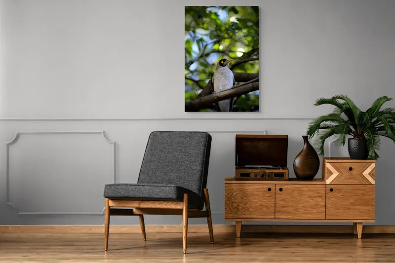 Tablou Canvas, "Pasărea în pădurea luminată", Pasăre, Ramură, Frunze, Lumină, Penaj, Galben, Ochi, Natură, Blând., 70 x 100 cm – poza 6